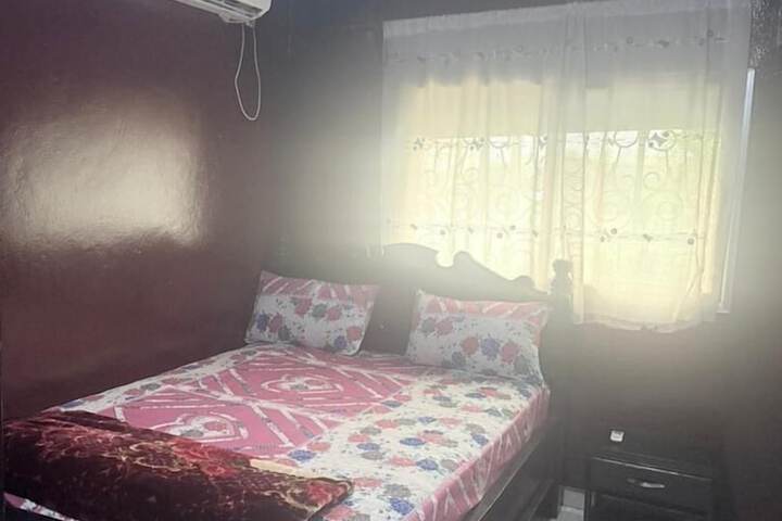 Room 13 of 30