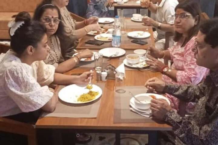 Dining 50 of 53