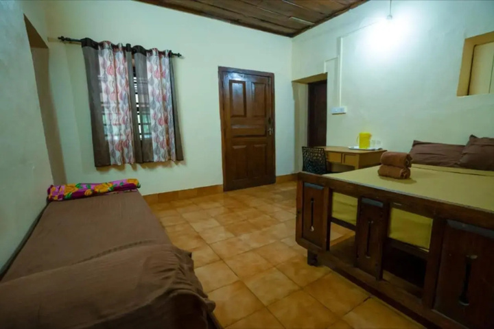 Room 15 of 24
