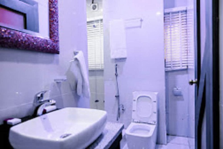 Room 48 of 89