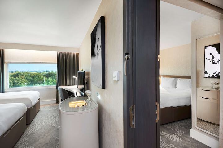 Room 19 of 113