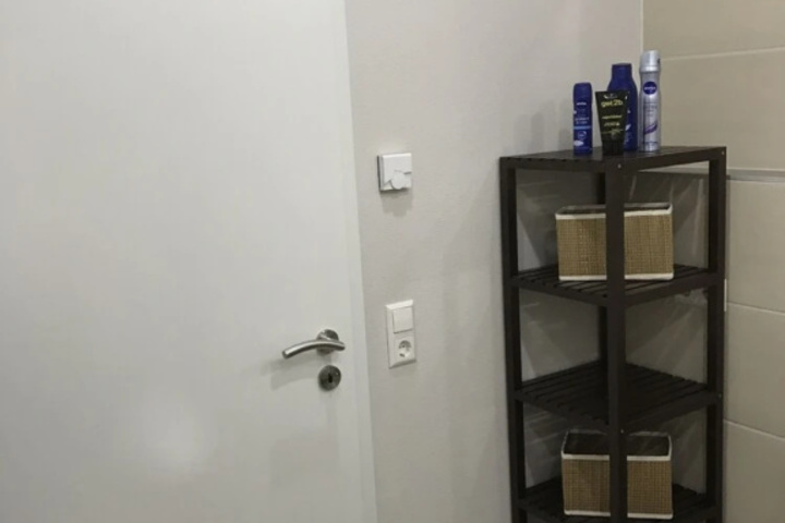 Room 11 of 17