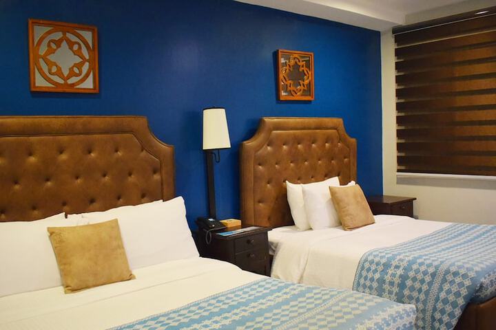 Room 4 of 48