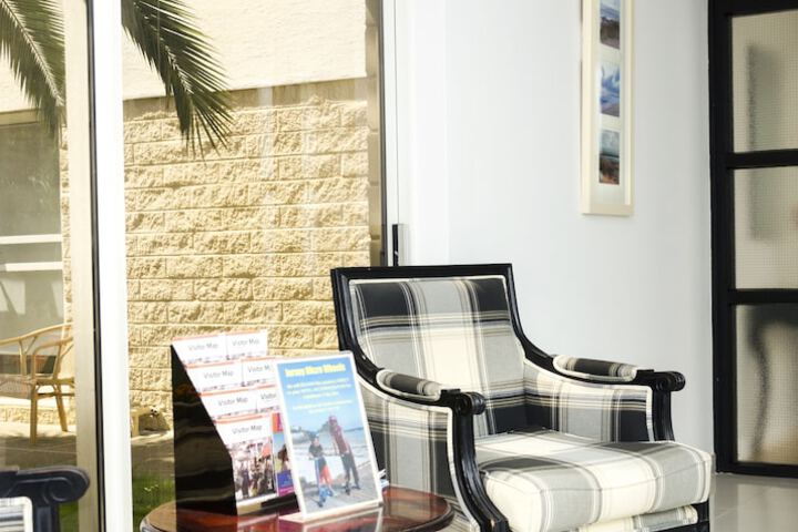 Guest Lobby