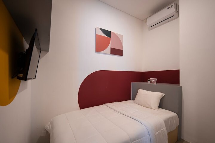 Room 7 of 22