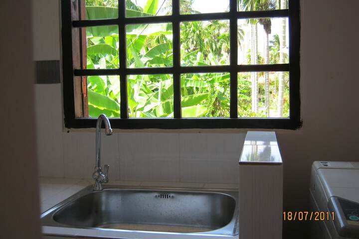 Room 15 of 40
