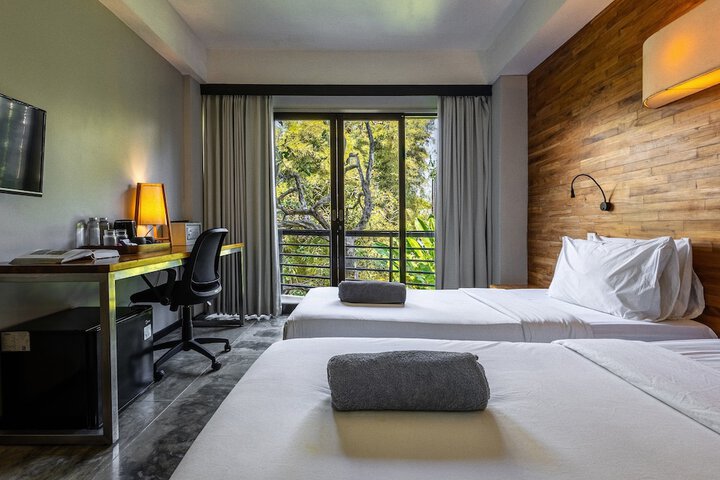 Room 28 of 73
