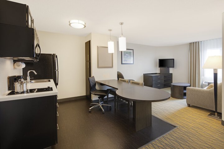 Studio Suite 1 King (1 of 18)