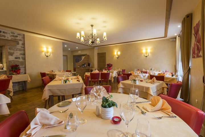 Dining 50 of 65