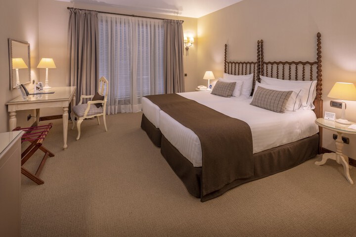 Room 20 of 77
