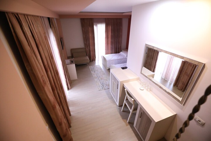 Room 55 of 86