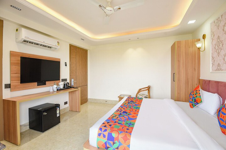 Room 15 of 47
