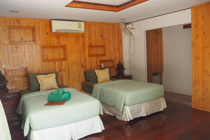 Room 26 of 50
