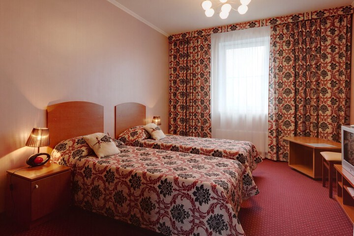 Room 5 of 34