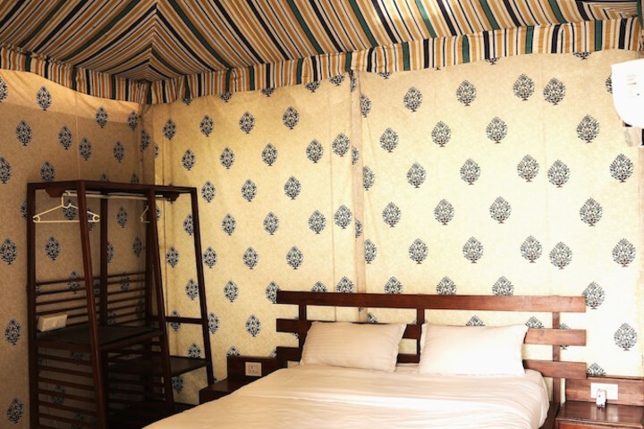 Room 10 of 41