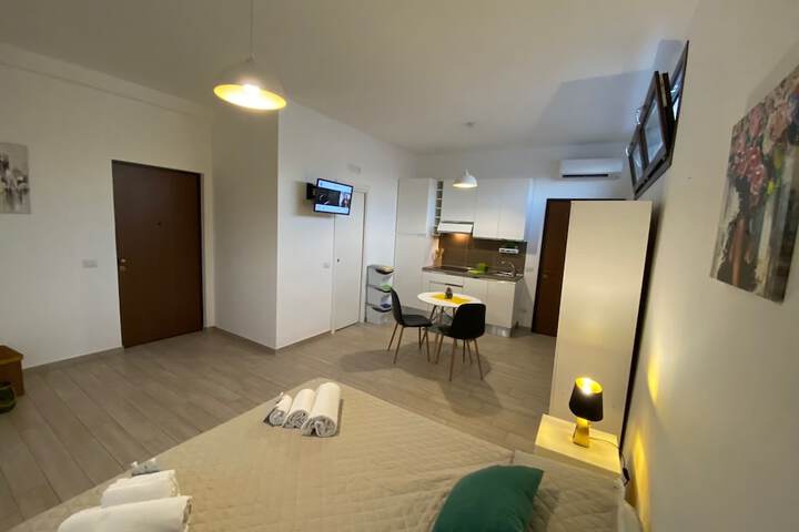 Room 27 of 46