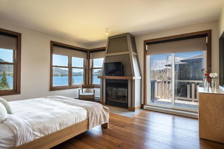 Photo of Tremblant Elysium Suites sur Lac