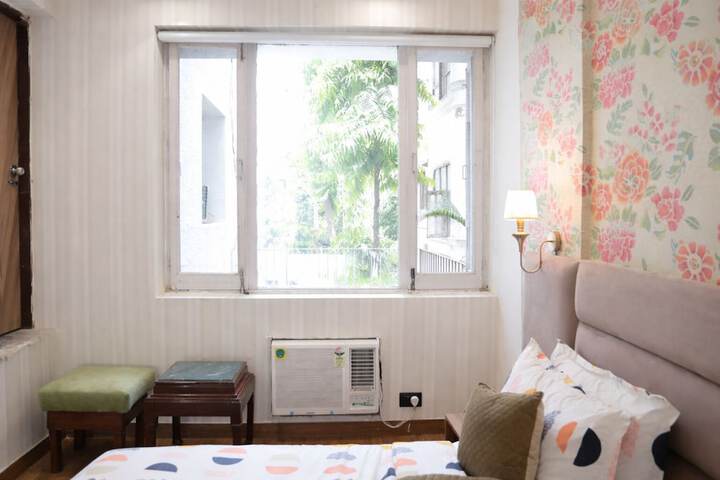 Room 22 of 50