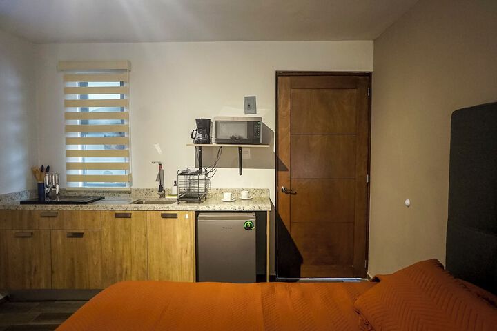 Room 5 of 48