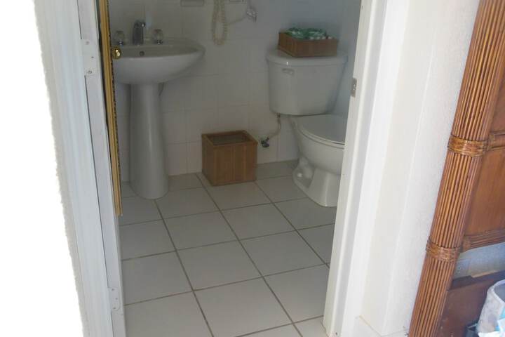 Room 14 of 25