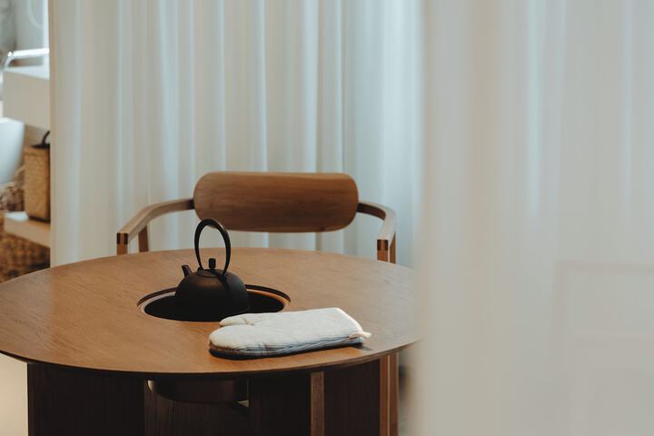 Room 16 of 36