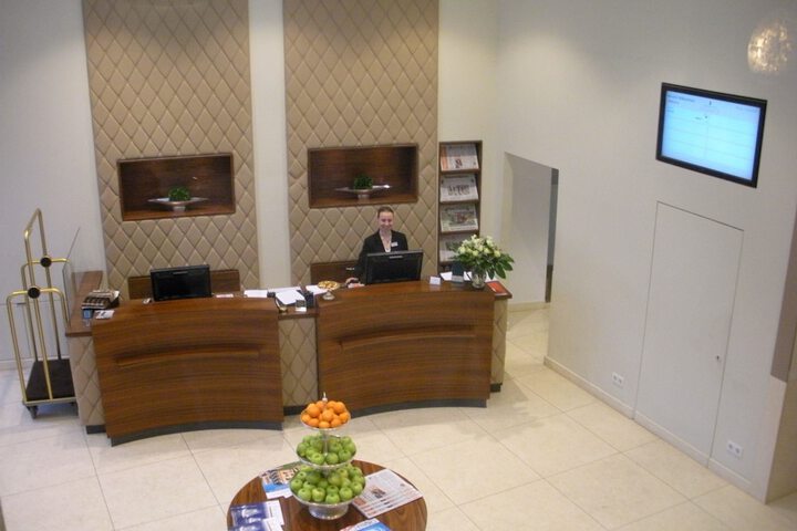 Hotel Lobby