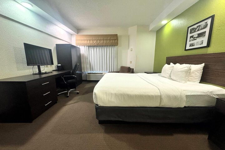Room 67 of 95