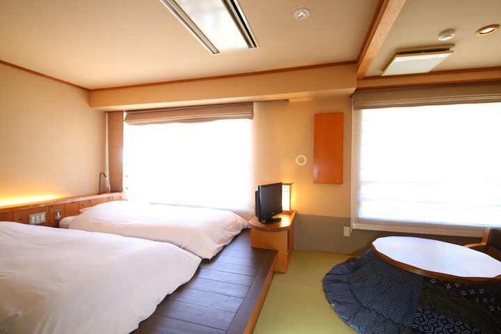 Room 8 of 45