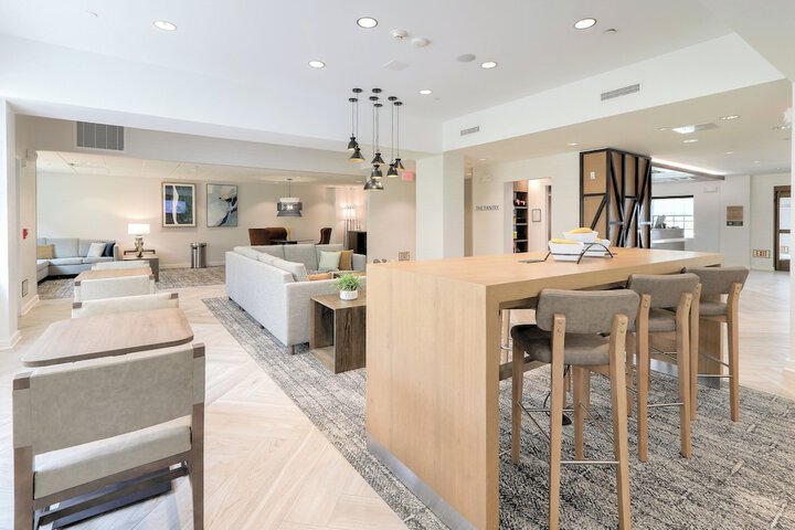 Hotel Interior 4 of 59