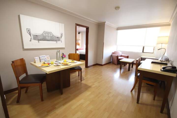 Room 28 of 231