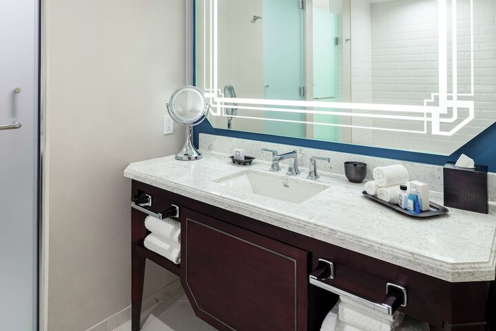 Bathroom shower