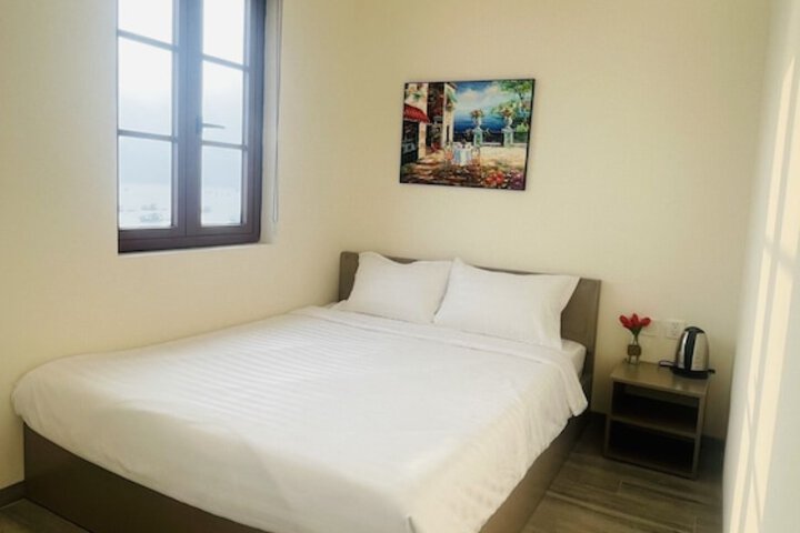 Room 7 of 38