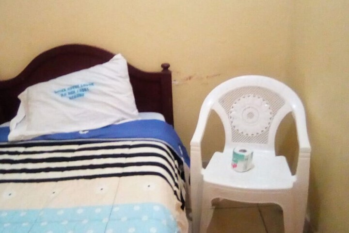 Room 10 of 24