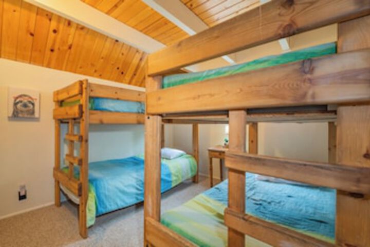 Room 4 of 111