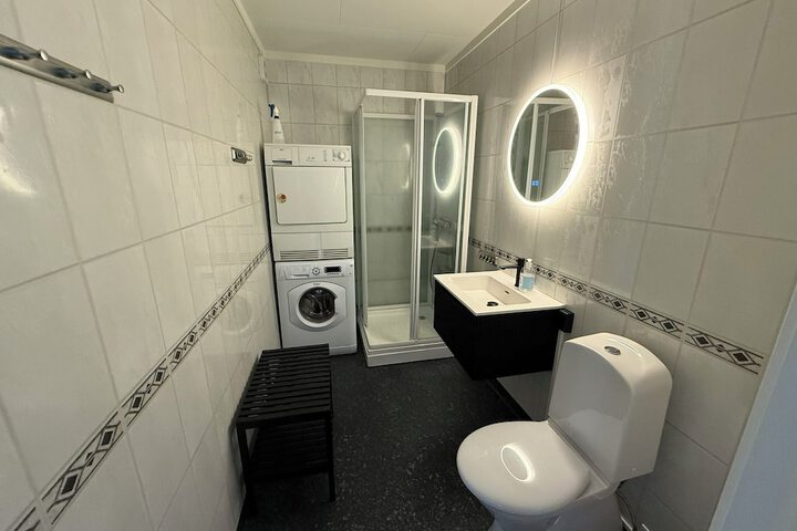 Room 66 of 108