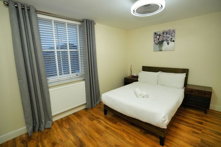 Room 10 of 121