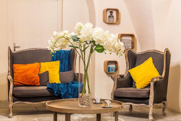 Guest Lobby