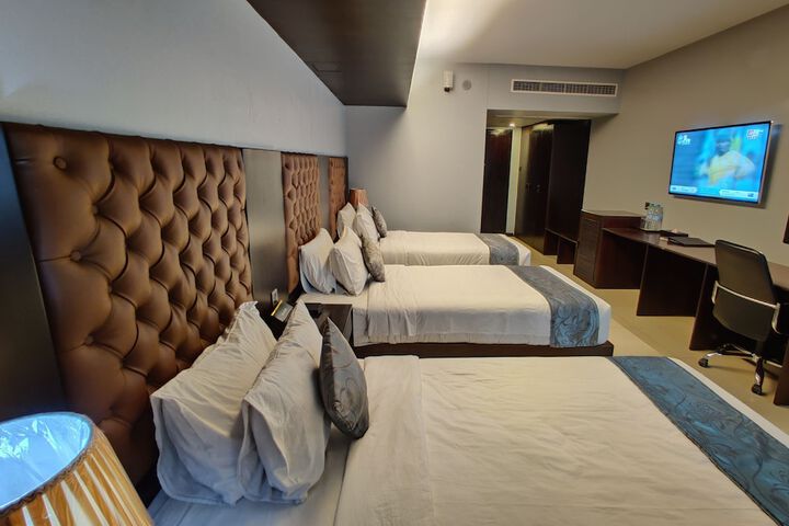 Room 14 of 62