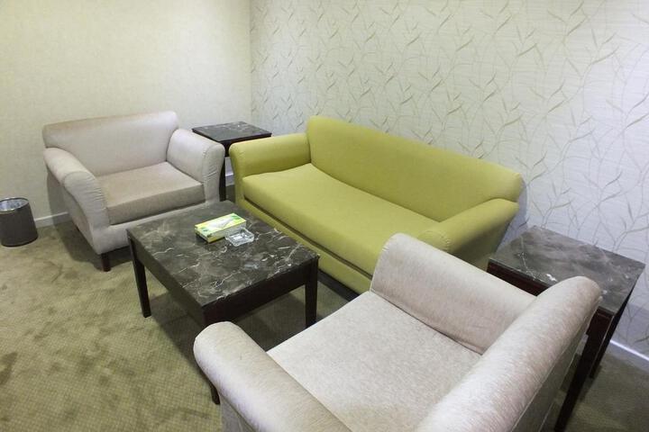 Room 2 of 5