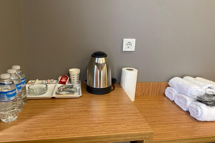 Room 6 of 39