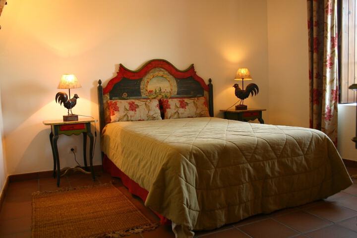 Room 5 of 38