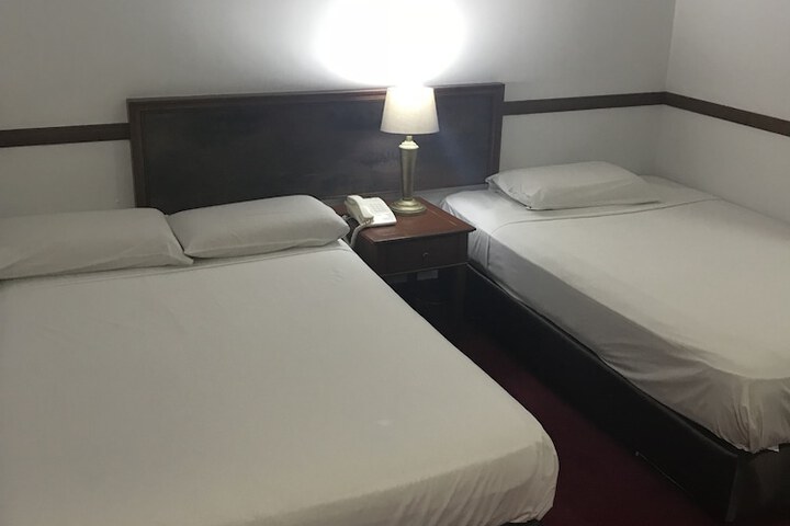 Room 31 of 61