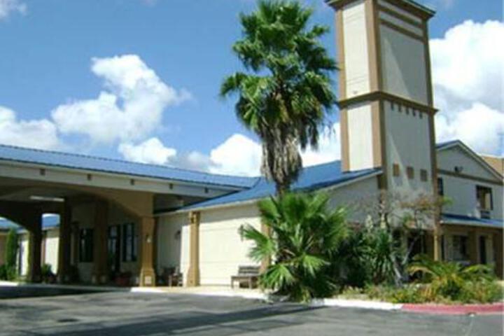 Hotel 3 of 11