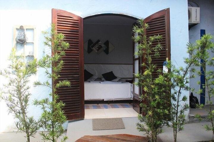 Room 5 of 14