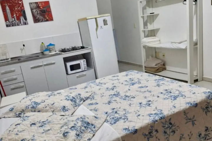 Room 9 of 24