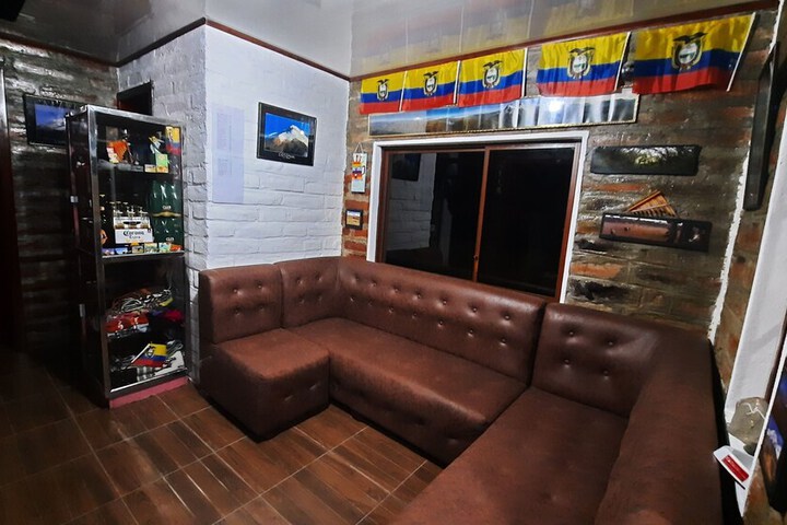 Room 42 of 118