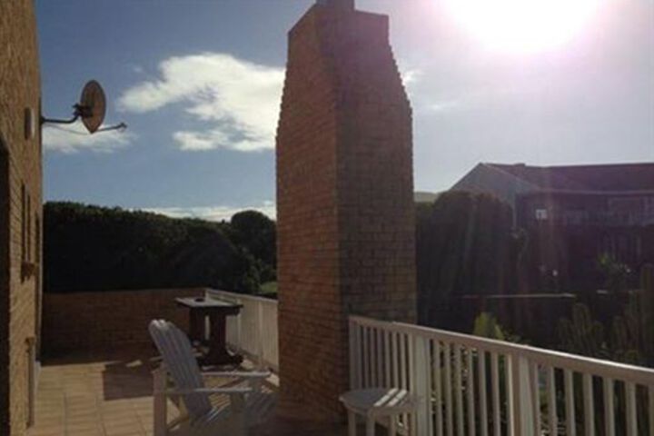 Terrace/Patio 6 of 23