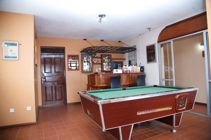 Lounge 59 of 76