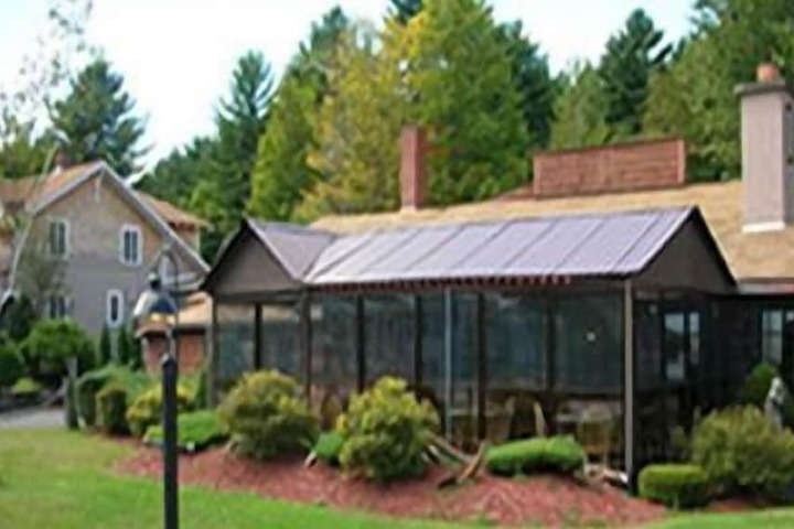 Drake's Motel and Restaurant in Schroon Lake, NY