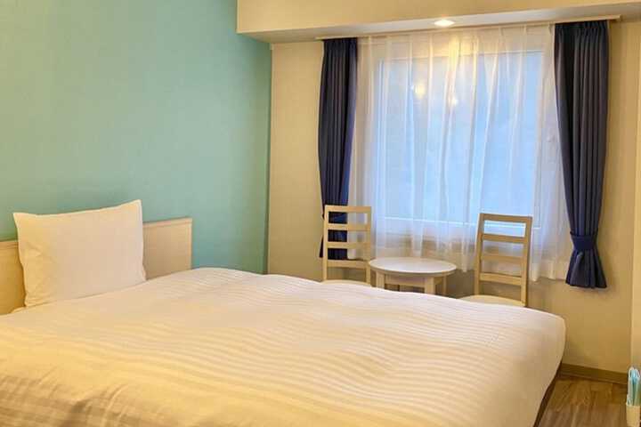 Room 14 of 81